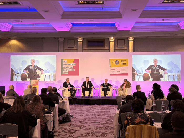 Kelly sat on stage with the three other panellists, discussing income from touring and live performance.