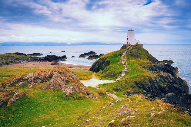 Photograph of small lighthouse in the Welsh countryside